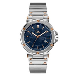 GC Y61001G7MF avec cadran bleu et bracelet argenté