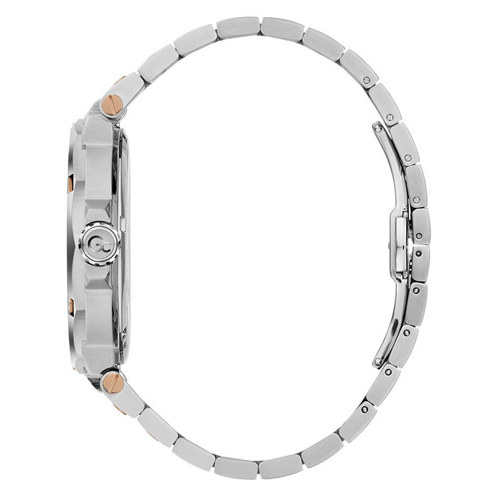 GC Y61001G7MF avec cadran bleu et bracelet argenté GC Y61001G7MF avec cadran bleu et bracelet argenté