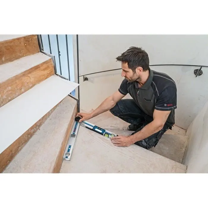 Bosch Professional Mesureur d'Angle GAM 220 - Gamme 0-220°, Précision ±0.1°, Longueur 40 cm, Alimentation 4 piles AA