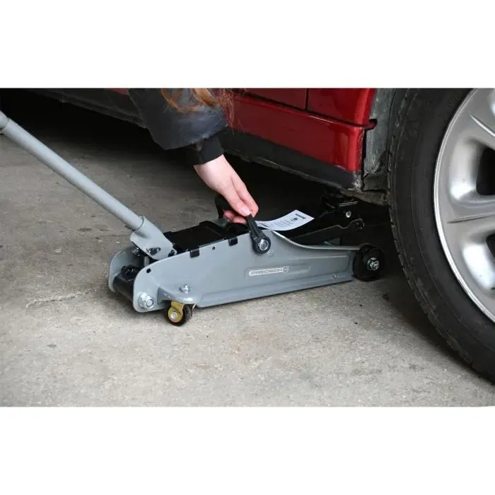 Powertrix Cric Hydraulique Plat Rouleur 1,8 Tonnes - Capacité 1800 kg, Levage 85-325 mm, Semelle Universelle, Deux Roues Pivotantes - Modèle PRECISION STEEL