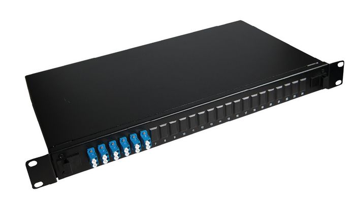 Lanview Panneau de brassage fibre optique 24 ports équipé de 6 adaptateurs LC duplex monomode, 12 pigtails, cassette de fusion - Rack 1U Lanview Panneau de brassage fibre optique 24 ports équipé de 6 adaptateurs LC duplex monomode, 12 pigtails, cassette de fusion - Rack 1U