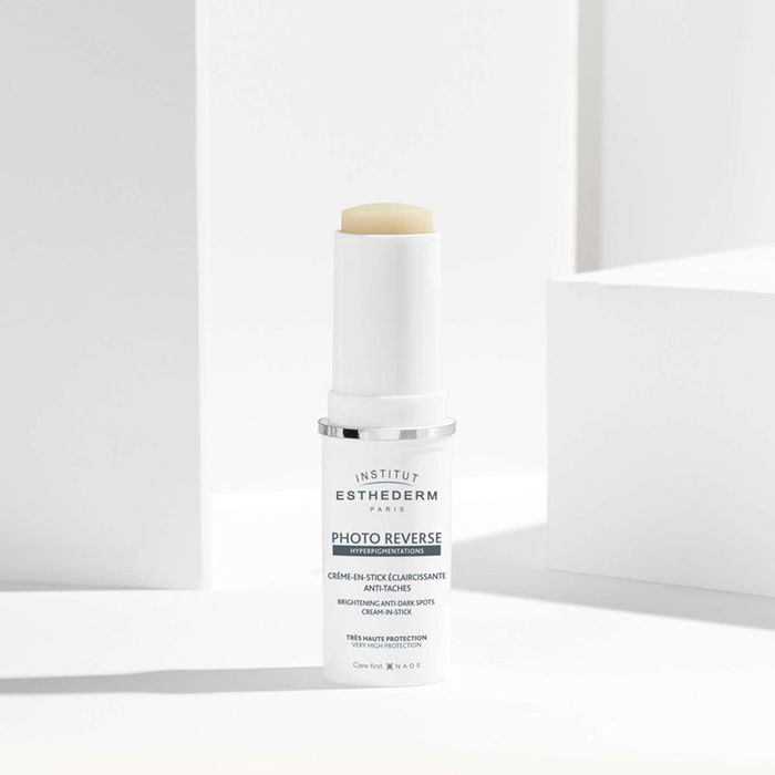 Institut Esthederm PHOTO REVERSE Stick Crème Illuminatrice Anti-taches 10g Protection Solaire Très Haute SPF 50+
