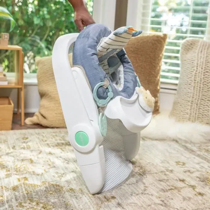 Ingenuity Chaise Haute d'Apprentissage Casi le Zebre - 3 Positions, Tablette avec Jouets, Housse Amovible, Collection Chambray, Pour Bébé