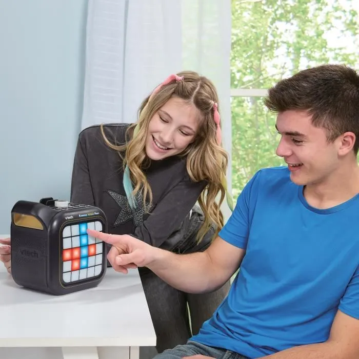 VTech - Enceinte Karaoké Light Party avec 2 Micros sans Fil, Effets Sonores, Lumières Multicolores et Activités - Version Française VTech - Enceinte Karaoké Light Party avec 2 Micros sans Fil, Effets Sonores, Lumières Multicolores et Activités - Version Française