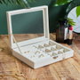 Home Deco Factory Boîte à bijoux en bois blanc avec couvercle en verre