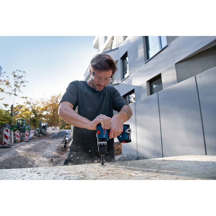 Bosch Professional GSB 18V-45 Perceuse à percussion avec 2 batteries 2,0Ah et chargeur GAL 18V-20 Bosch Professional GSB 18V-45 Perceuse à percussion avec 2 batteries 2,0Ah et chargeur GAL 18V-20