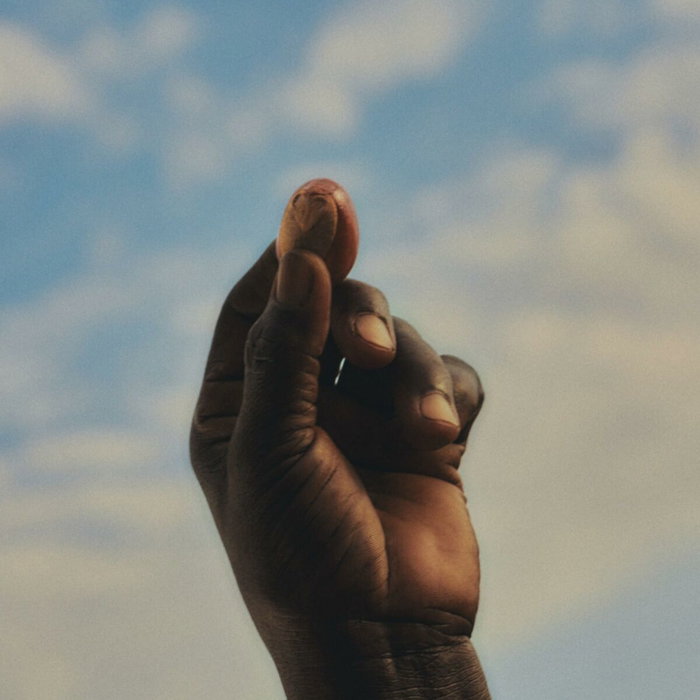 L'Occitane En Provence Eau Micellaire au Beurre de Karité et Fleur d'Oranger, Nettoyage Doux, Maquillage, 200 ml