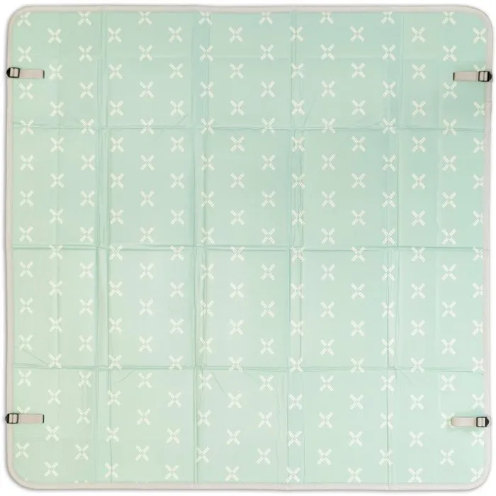 Infantino Tapis d'éveil géant pliable - 144x144 cm déplié, surface granulée douce, réversible arc-en-ciel, pour bébé de 0-24 mois Infantino Tapis d'éveil géant pliable - 144x144 cm déplié, surface granulée douce, réversible arc-en-ciel, pour bébé de 0-24 mois