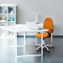 PIQUERAS Y CRESPO Chaise de bureau Algarra, similicuir violet, roulettes parquet