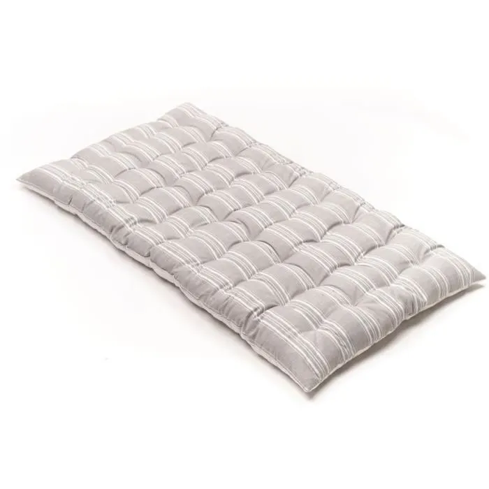 Today Matelas de sol Bérénice collection Charme, imprimé réversible beige et blanc, dimensions 60 x 120 cm Today Matelas de sol Bérénice collection Charme, imprimé réversible beige et blanc, dimensions 60 x 120 cm