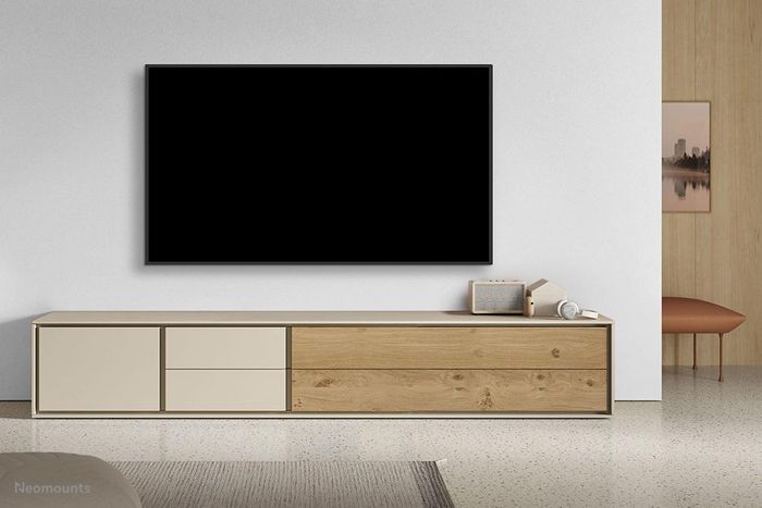 Neomounts WL35-550BL18 Support mural inclinable pour écrans et TV 43 à 86 pouces - Capacité 60 kg - VESA 100x100 à 800x400 - Noir