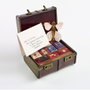 THE CARAT SHOP Calendrier de l'Avent Harry Potter Boîte à Souvenir Hogwarts avec Accessoires et Lettre d'Acceptation