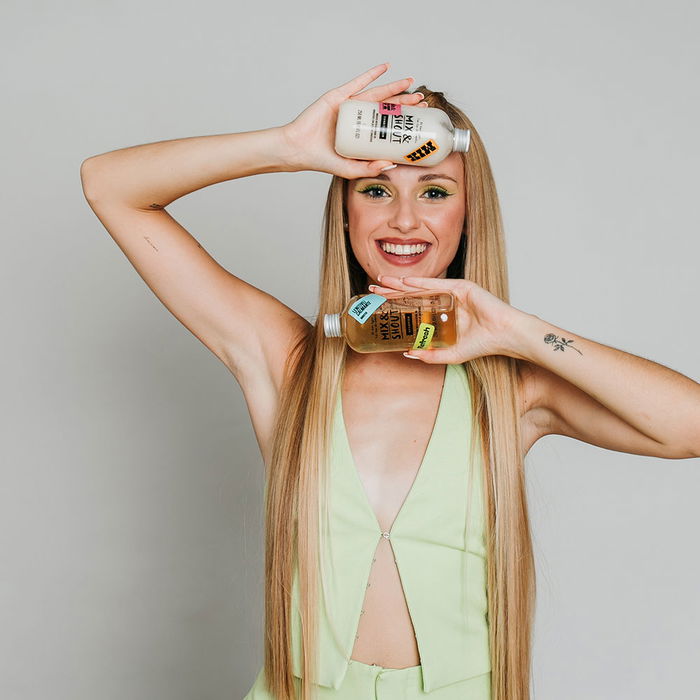 Mix & Shout Routine Apaisante Lot de 4 pièces Shampoing & Après-shampoing Bakuchiol Tous types de cheveux