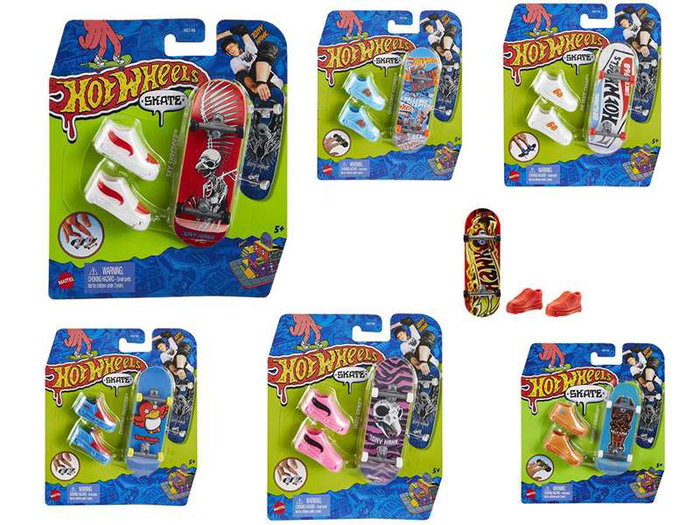 Mattel Mini Skateboard Hot Wheels avec Chaussures - 10 cm - Modèles Variés - Langue: Espagnol, Portugais