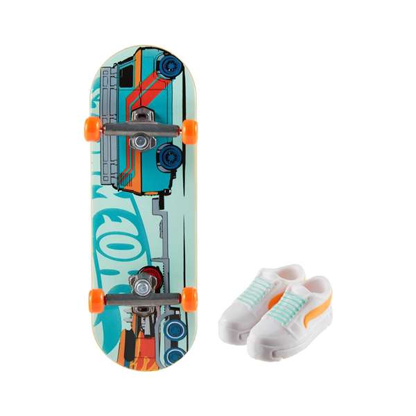 Mattel Mini Skateboard Hot Wheels avec Chaussures - 10 cm - Modèles Variés - Langue: Espagnol, Portugais