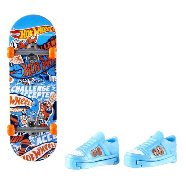 Mattel Mini Skateboard Hot Wheels avec Chaussures - 10 cm - Modèles Variés - Langue: Espagnol, Portugais