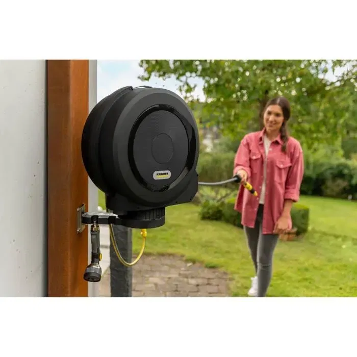 Karcher Dévidoir Mural Automatique HBX 4.20, Tuyau 20 m, Pivot 180°, Revêtement Anti-UV et Anti-Gel, Pour Arrosage de Jardin et Terrasse