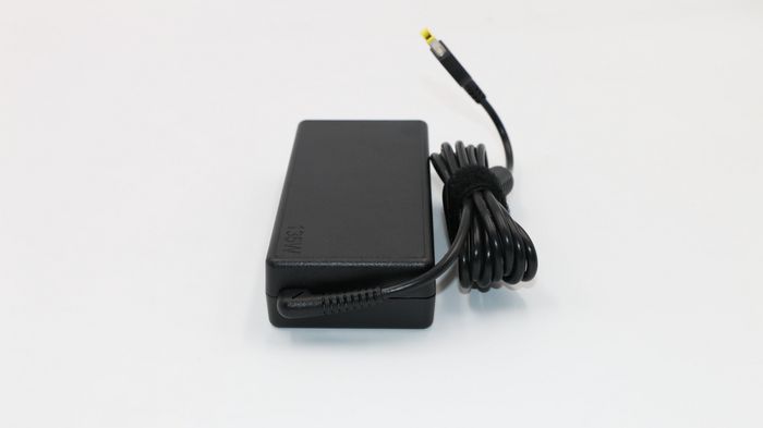 Lenovo Adaptateur secteur 135W pour ThinkPad Lenovo Adaptateur secteur 135W pour ThinkPad