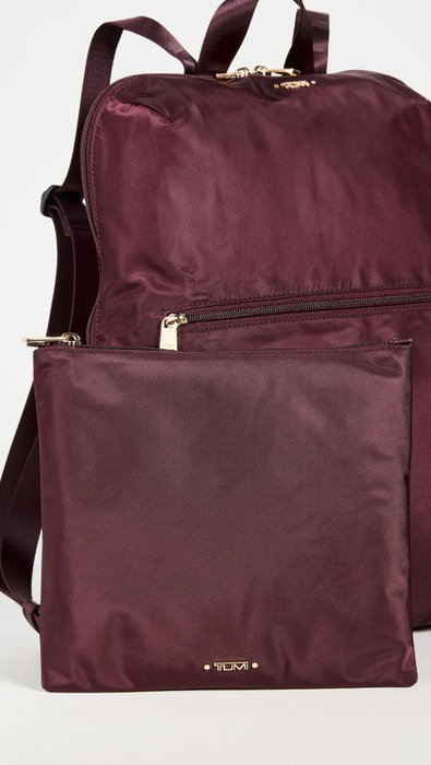 TUMI Sac à dos Voyageur unisexe en nylon et cuir couleur Beetroot TUMI Sac à dos Voyageur unisexe en nylon et cuir couleur Beetroot