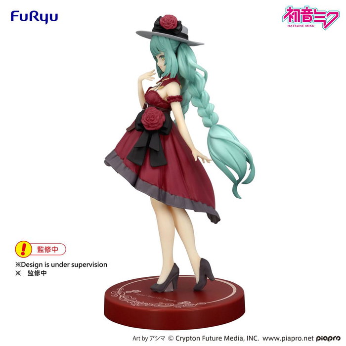 Furyu Hatsune Miku Statuette Trio-Try-iT Outing Dress Rouge Ver.