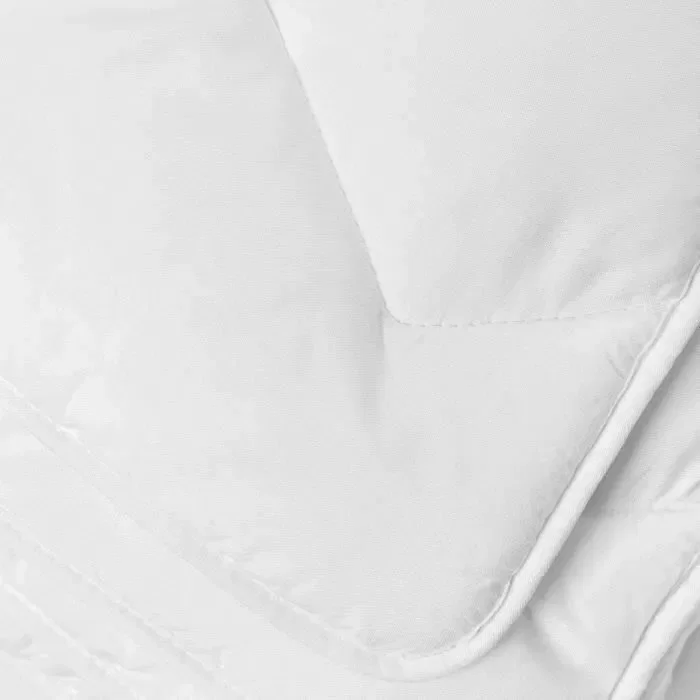 TOISON D'OR Couette Bamboo tempérée 140 x 200 cm - Viscose de bambou 300 g/m² - Blanc - Naturellement antibactérienne et anallergique