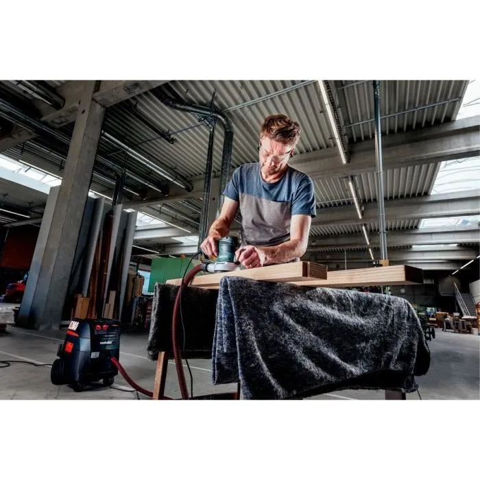 Metabo Ponceuse excentrique SXE 450 TurboTec avec sacs à poussière, clé mâle et poignée amovible - Plateau multi-hole - MetaBOX 215 Metabo Ponceuse excentrique SXE 450 TurboTec avec sacs à poussière, clé mâle et poignée amovible - Plateau multi-hole - MetaBOX 215