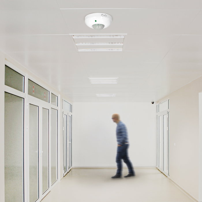MAURER Détecteur de mouvement infrarouge avec capteur crépusculaire 360° ajustable MAURER Détecteur de mouvement infrarouge avec capteur crépusculaire 360° ajustable
