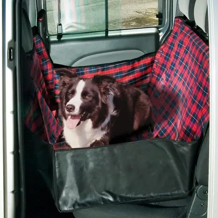 Ferplast Couverture de protection pour sièges de voiture, tissu ciré, dimensions 140 x 50 x 60 cm, sangles incluses, idéale pour chien - Noir/Rouge