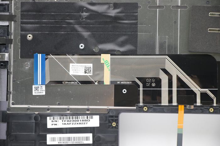 Lenovo Ensemble Capot et Clavier pour Ordinateurs Portables ND Q82A2 GY Lenovo Ensemble Capot et Clavier pour Ordinateurs Portables ND Q82A2 GY