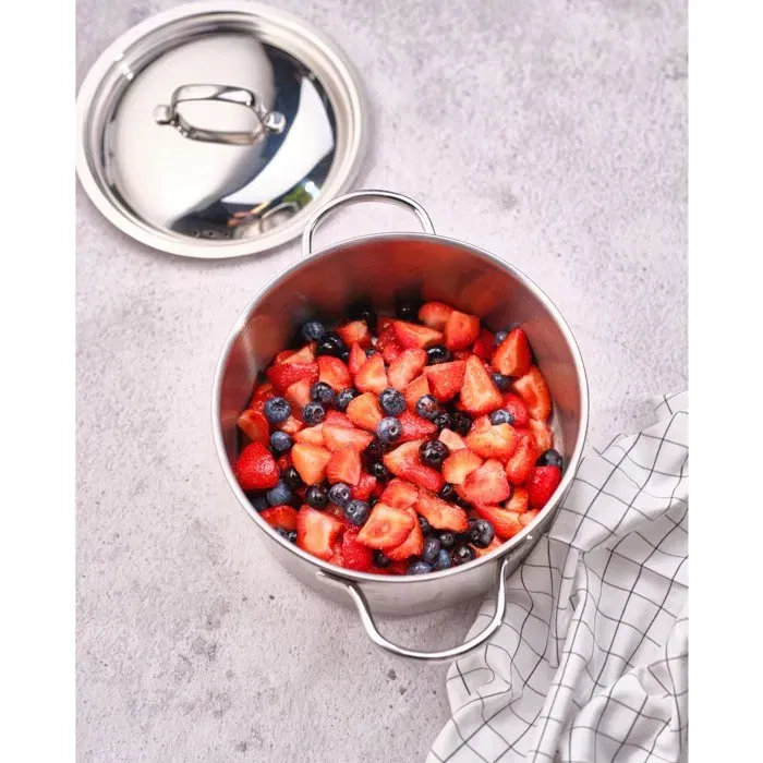 Cosy & Trendy Faitout Daily Ø18 cm en inox, fond encapsulé pour induction, tous feux, va au four, avec trou de vapeur et poignées soudées