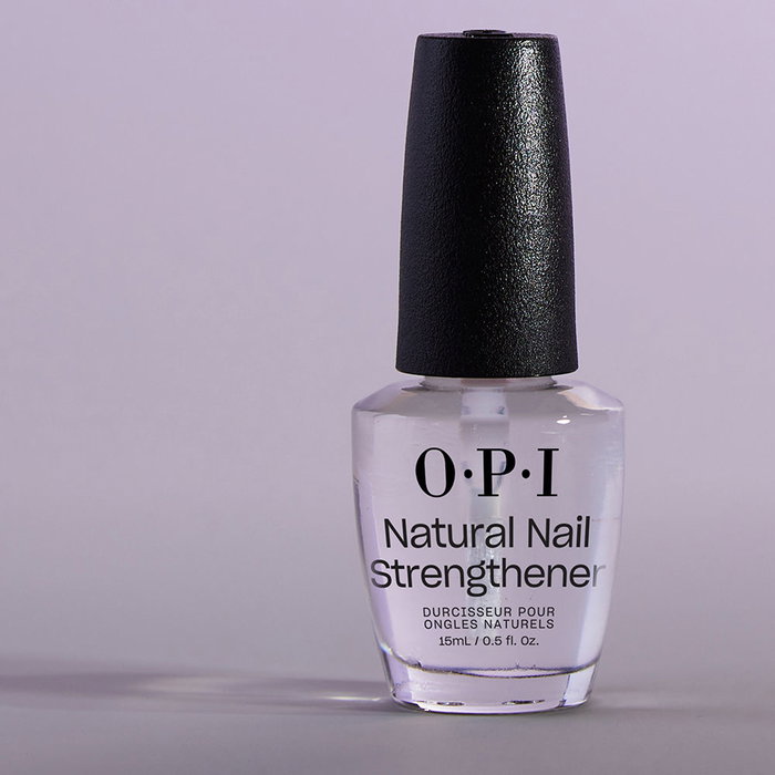 Opi Natural Nail Strengthener Vernis Traitement Renforçateur Ongles 15 ml - Fortifie et protège les ongles Opi Natural Nail Strengthener Vernis Traitement Renforçateur Ongles 15 ml - Fortifie et protège les ongles