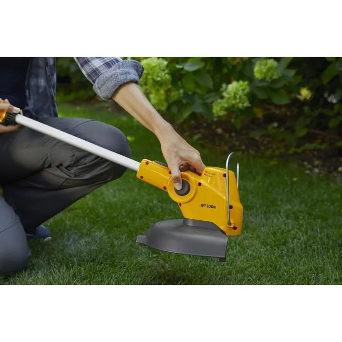 Stiga GT 100e Kit - Coupe-bordure électrique sur batterie 20V Alpina, largeur de coupe 25 cm, système de coupe au fil nylon