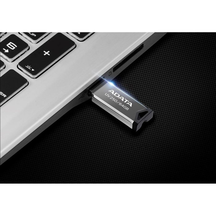 Adata UV250 Argenté 32 GB