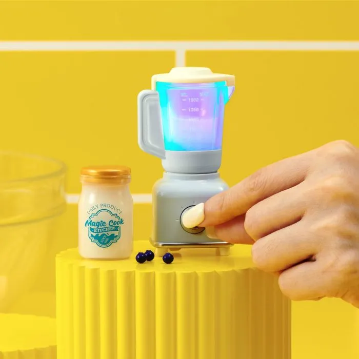 ZURU Mini Brands - Capsule surprise Magic Cook Kitchen - Figurine - Appareils électroménagers fonctionnels avec ingrédients et jeu UV - Modèle aléatoire - À partir de 8 ans