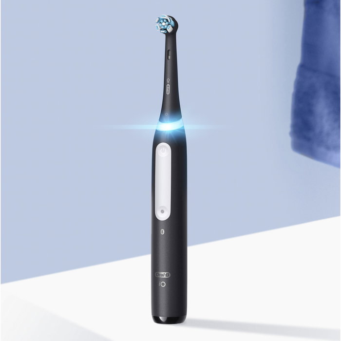 Oral-B iO Series 4 Noir mat avec étui Oral-B iO Series 4 Noir mat avec étui