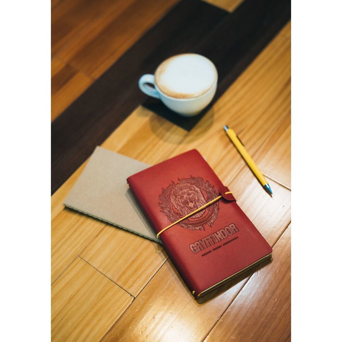 Harry Potter carnet de voyage Gryffondor 20 cm