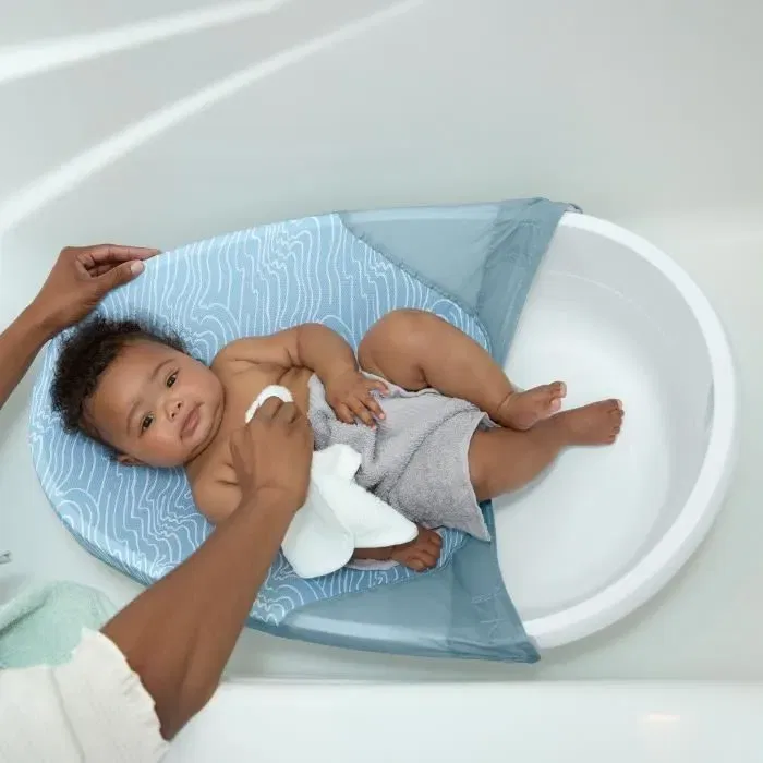 Ingenuity Baignoire bébé 3-en-1 évolutive - Compacte, 3 modes d'utilisation, porte-bébé et gobelets inclus, facile à nettoyer