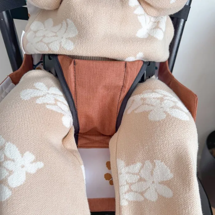 Dreambaby Grab 'N Go - Siège rehausseur portable pour enfant 6 mois à 3 ans - Compact, léger avec compartiment de rangement intégré