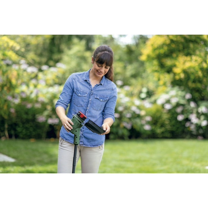 Bosch EasyGrassCut 18-230 avec batterie et chargeur