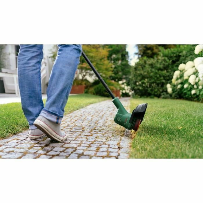 Bosch EasyGrassCut 18-230, Coupe-bordures 18V avec batterie et chargeur Bosch EasyGrassCut 18-230, Coupe-bordures 18V avec batterie et chargeur