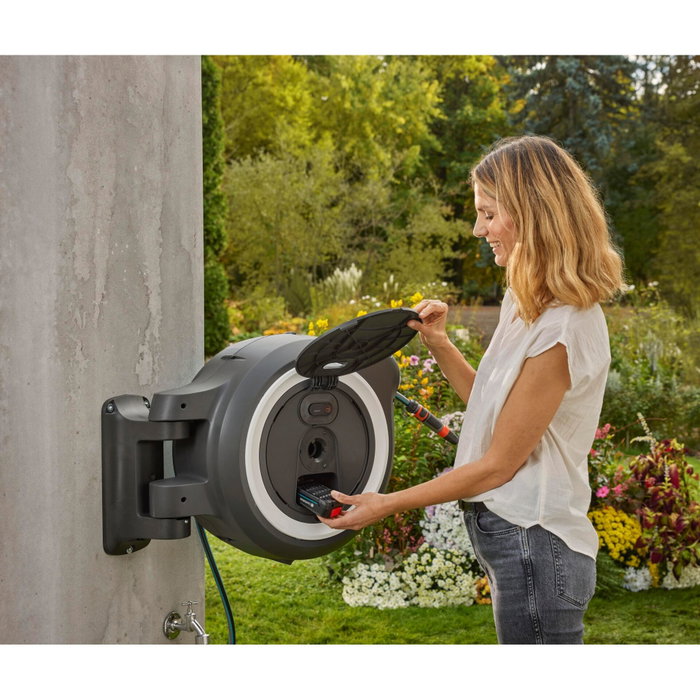 Gardena PowerRoll XXL Set 18V avec tuyau de 40 m Gardena PowerRoll XXL Set 18V avec tuyau de 40 m