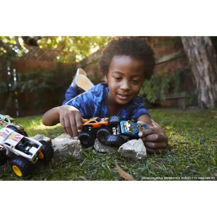 Hot Wheels Coffret 2 Véhicules Monster Truck Double Démolition 1:64 - Voitures Die-Cast avec Mégas Roues et Amortisseurs - Jouet Enfant Dès 3 Ans