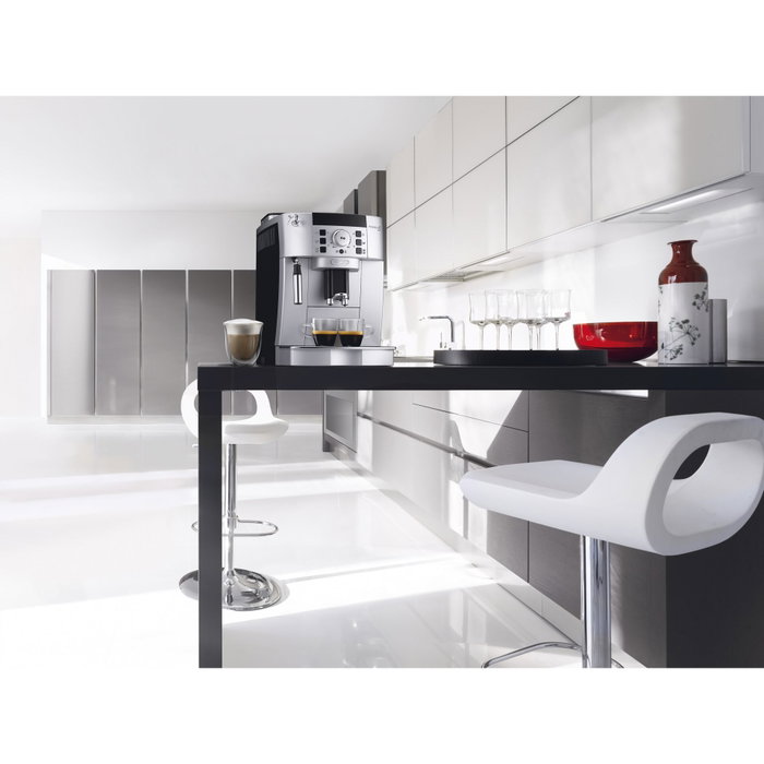 De'Longhi Magnifica S ECAM 22.110.SB Argent/Noir De'Longhi Magnifica S ECAM 22.110.SB Argent/Noir