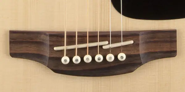Takamine GN51CE-NAT