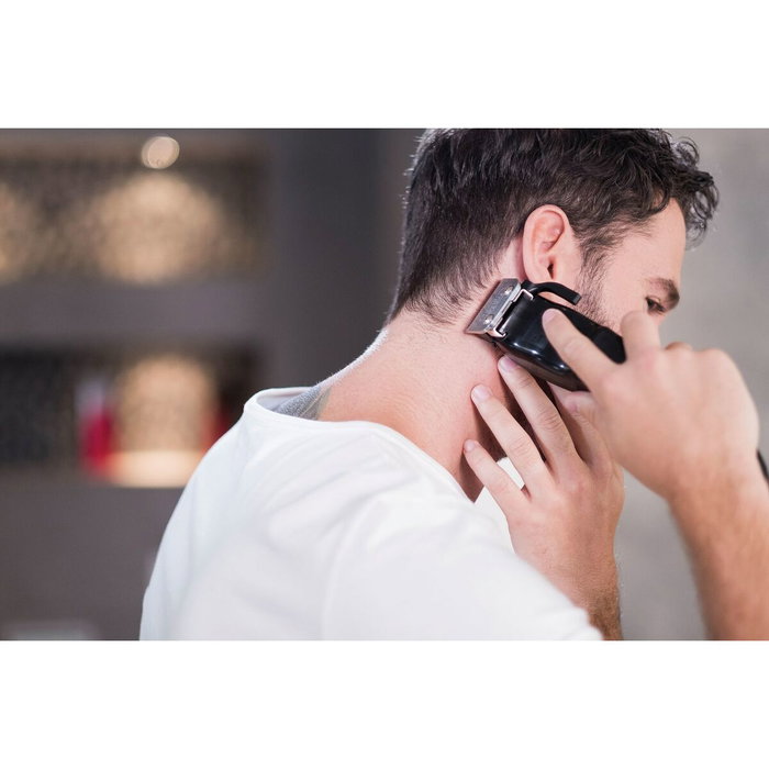 Wahl Home Pro Kit de tondeuse à cheveux sur secteur Noir et Gris