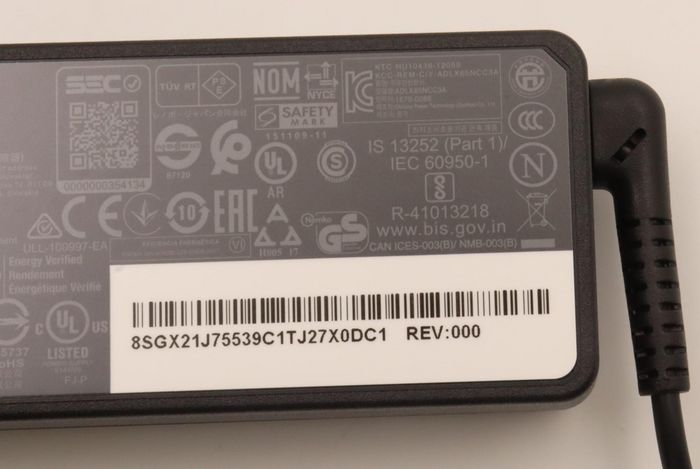 Lenovo Adaptateur Secteur AC 65 W Noir à Broche Ronde 3 P, Charge Rapide, Ultra Portable