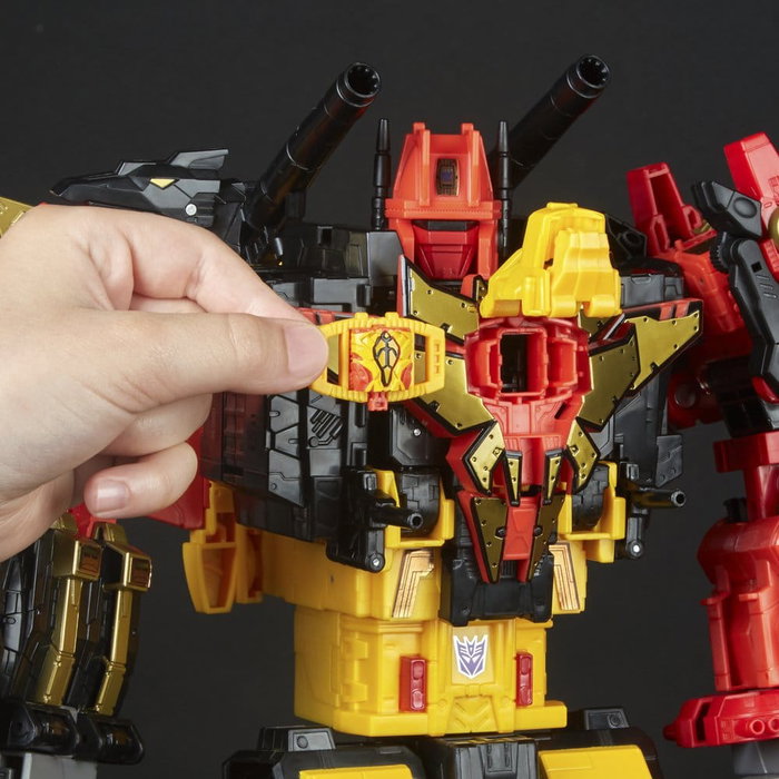 Hasbro Transformers Power of the Primes Combiner Predaking 45 cm