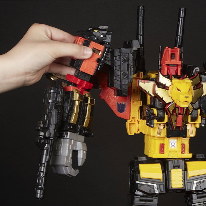 Hasbro Transformers Power of the Primes Combiner Predaking 45 cm