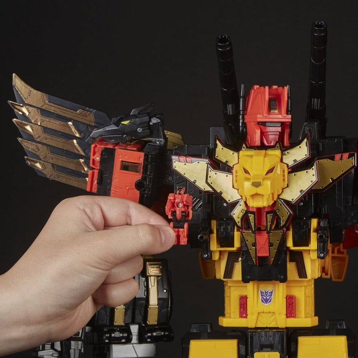 Hasbro Transformers Power of the Primes Combiner Predaking 45 cm