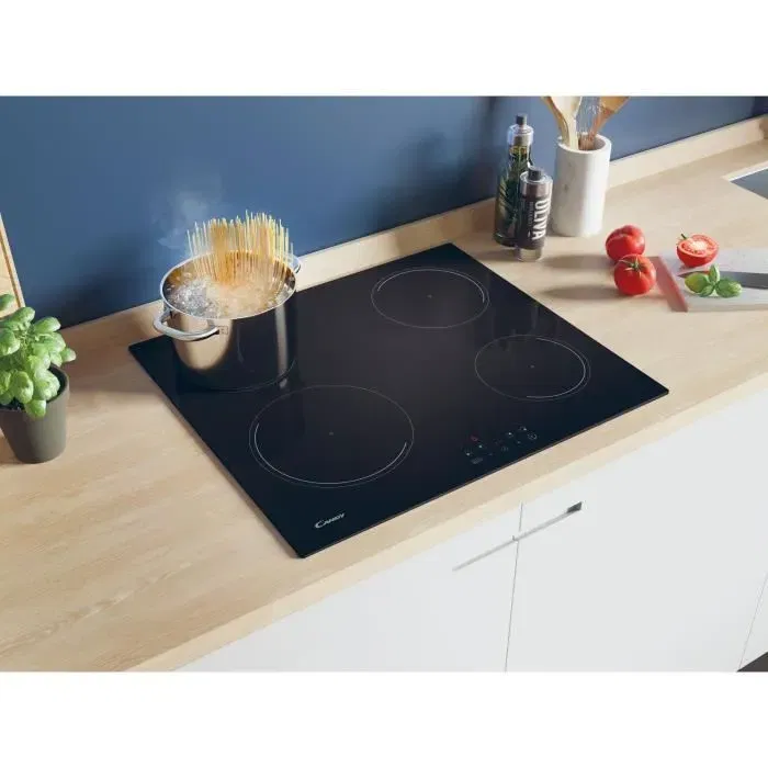 Candy Plaque à induction 4 feux CI642CBB/1 - Zone 21 cm, booster, minuterie, 9 niveaux de puissance et Power Management